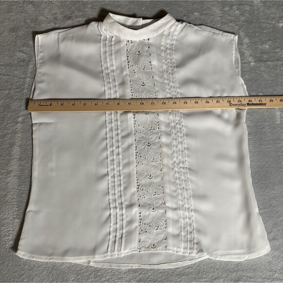 Lot of 2 Vintage St. Anthony Women’s Size 10 Sleeveless Pleated Floral Blouses - Picture 11 of 15